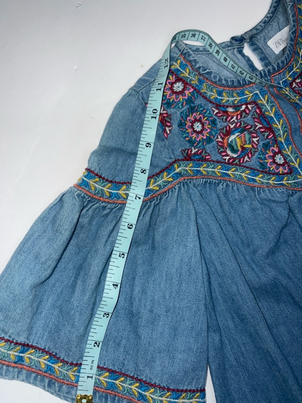 Zara Blue Denim Dress with Multicolor Embroidery Girls 7 - Picture 9 of 10